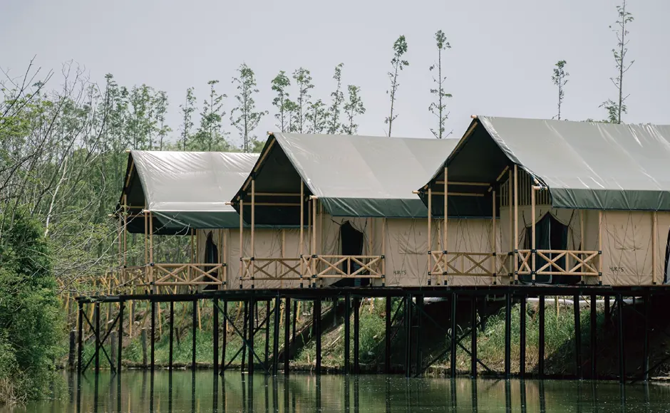 Lều khách sạn 3